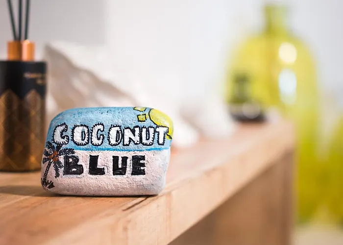 Apartment Coconut Blue