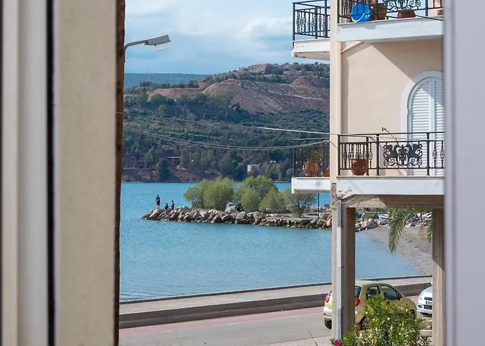 Coconut Blue Apartment Itea