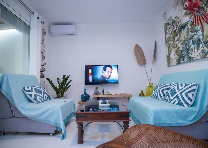 Coconut Blue Apartment Itea